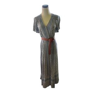 Knox Rose woman’s size small chambray, and navy maxi dress